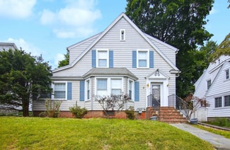15 Yates Ave, Waterbury, CT 06710
