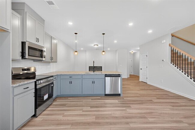 74 Jacobs Farm Ln, Lawrenceville, GA 30045 - photo 5