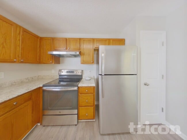 172 Cherry Grove Dr, West Columbia, SC 29170 - photo 7