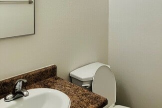 8146 E University Dr, Mesa, AZ 85207