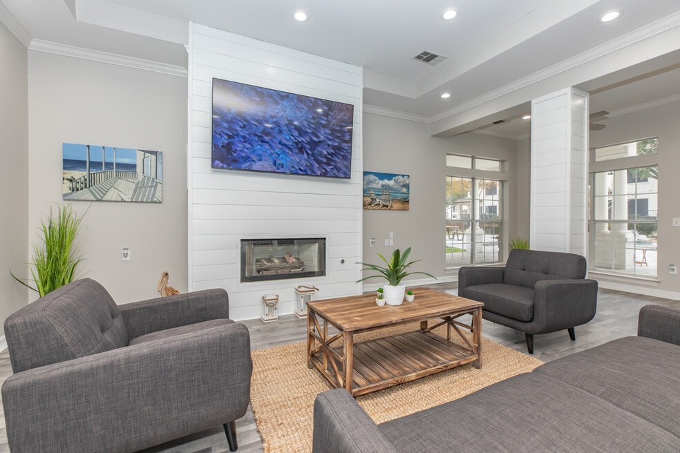 Eden Park at Bear Creek 700 E Ash Ln, Euless, TX