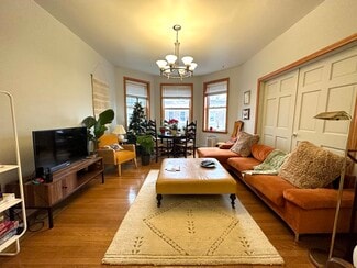 25 Gibbs St Unit 1, Brookline, MA 02446