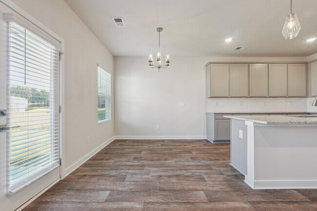 5364 Tolar Rd, Fairburn, GA 30213 - photo 2