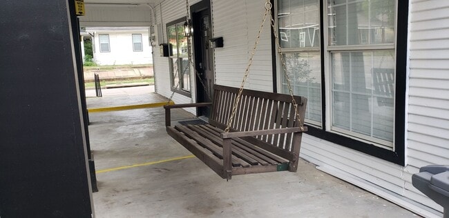 401 N Polk St, Dallas, TX 75208 - photo 2