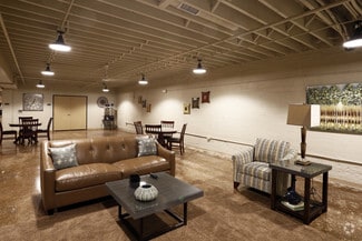 307 S Whitley St, Columbia City, IN 46725