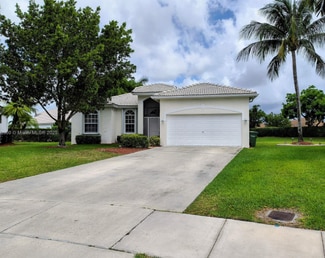 440 SE 25th Dr, Homestead, FL 33033