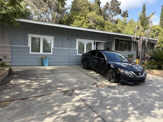 315 Hillside Ct, Vista, CA 92084
