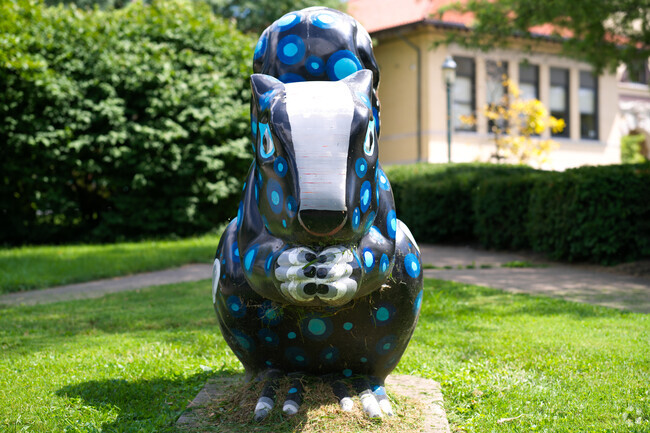Black squirrel statue at Glendale Elementary School.