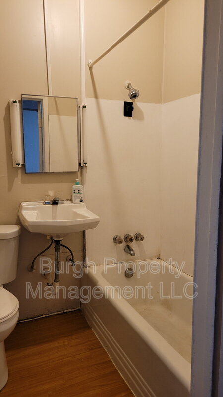 984 Jefferson Ave unit 9, Washington, PA 15301 - photo 5