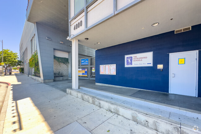 Wallis Annenberg High School