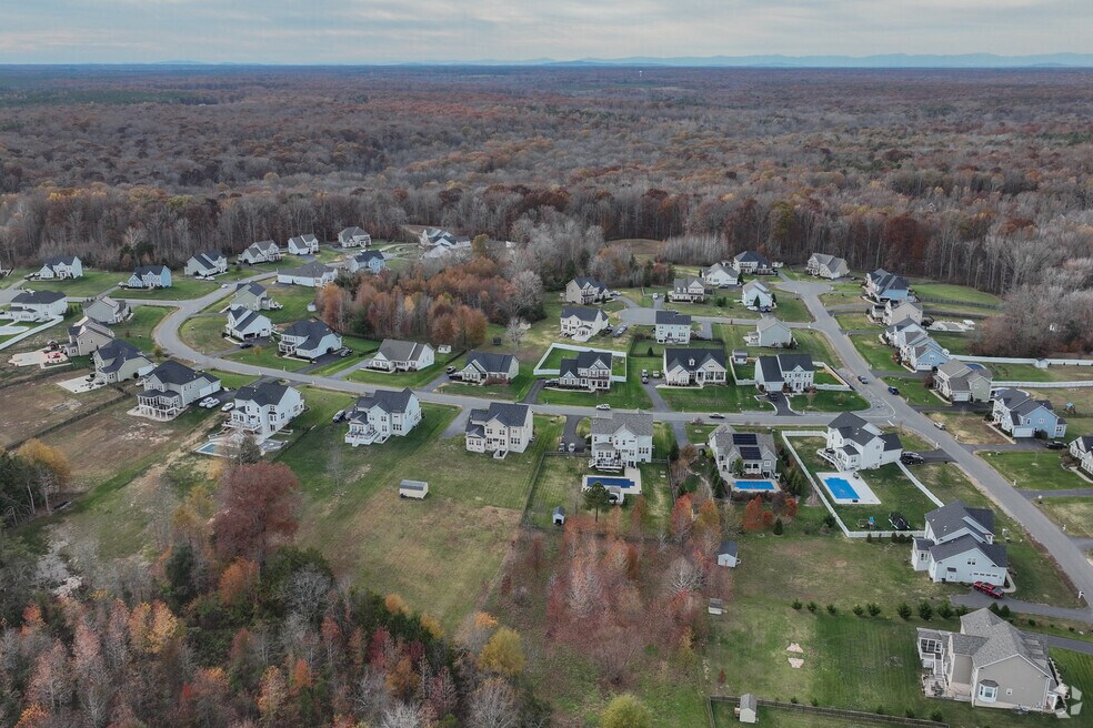 Neighborhood_Leavells_540280_P1_v2_TC_031124