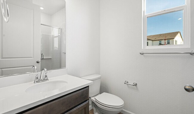 1101 Potter Dr, Lathrop, CA 95330 - photo 5