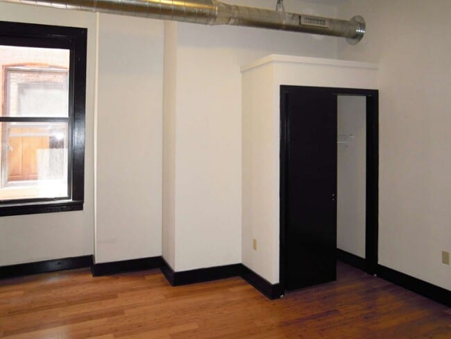 2012 E Carson St unit 300, Pittsburgh, PA 15227 - photo 4