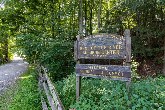 Bent of the River Audubon Center features hiking trails along the Pomperaug River in Southbury.