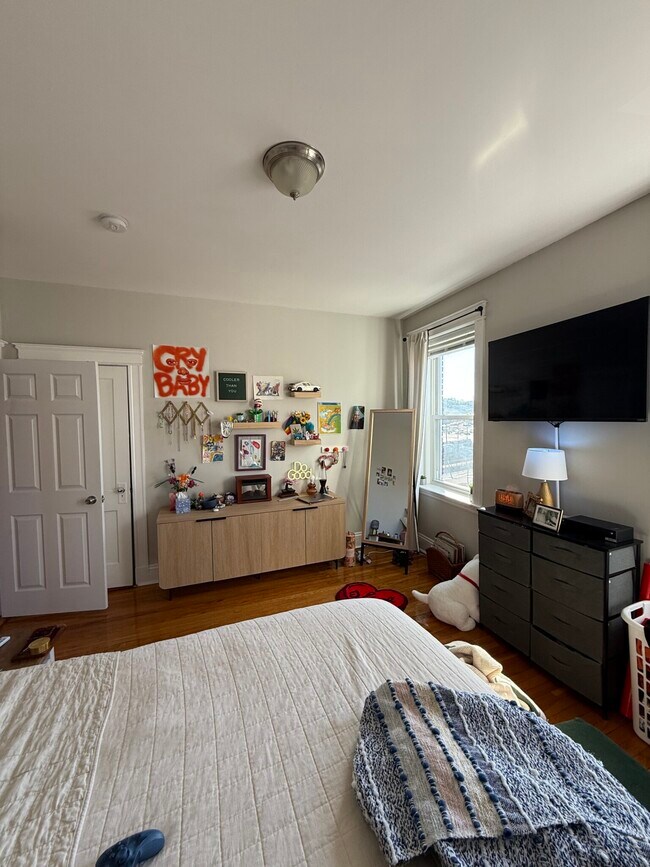 2 Durham St unit 2, Boston, MA 02115 - photo 4