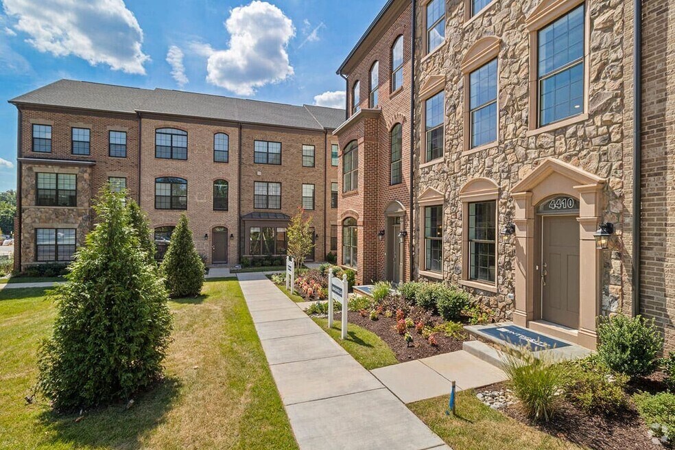 4412 Fair Lakes Ct unit 36640898, Fairfax, VA 22033 - photo 1