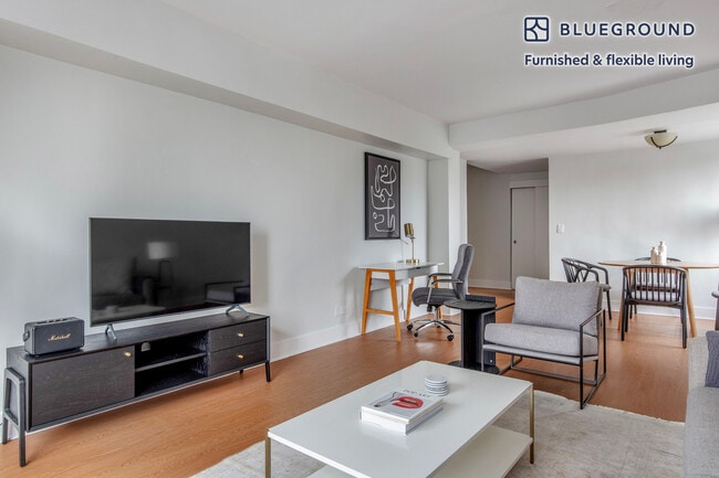 340 E 51st St unit FL14-ID1408, New York, NY 10022 - photo 4