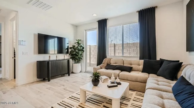 17361 W Smoketree Dr unit B, Surprise, AZ 85387 - photo 3