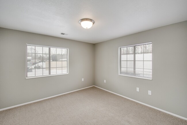 Stone Crest Apartments, Mount Pleasant, MI 48858 - photo 6