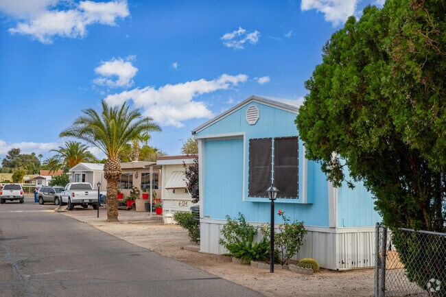Mobile home parks offer a low buy in cost for residence in Tucson, Arizona
