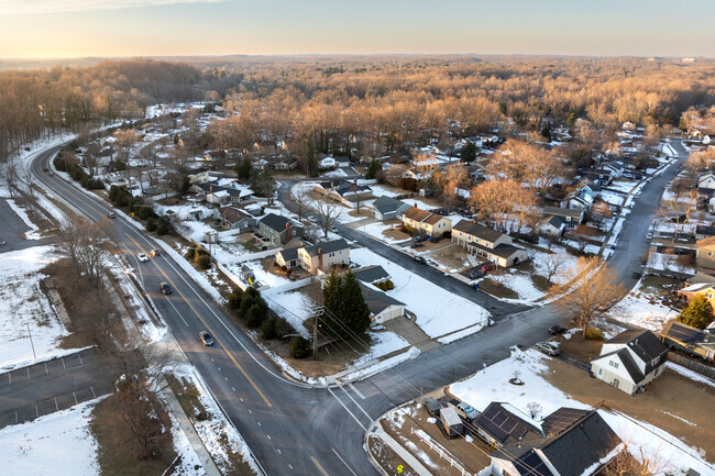 Amber Meadows’ gently curving streets has a truly suburban feel to their design.