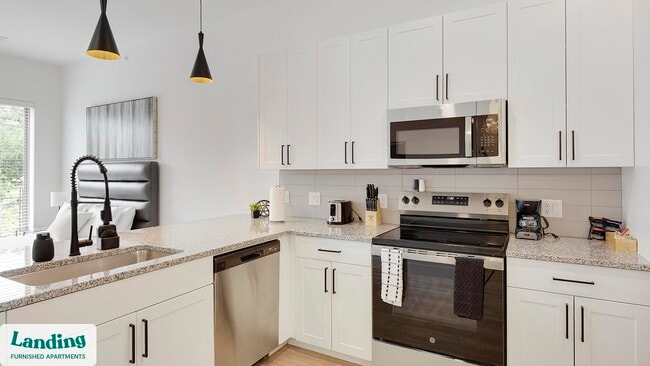 650 E Sycamore St unit 3215, Denton, TX 76201 - photo 7