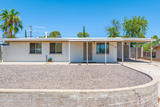 San Manuel's charming 1980's homes in Arizona offer a touch of nostalgia.