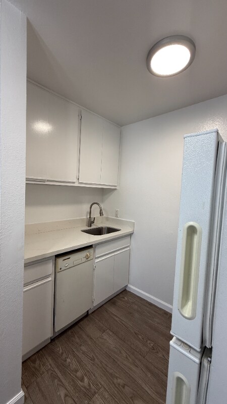 7044 Hawthorn Ave unit 109, Los Angeles, CA 90028 - photo 3