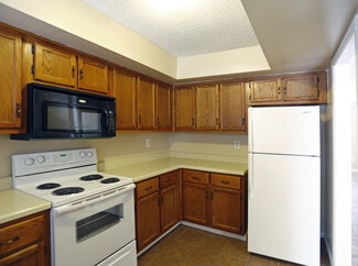 3505 S Mendenhall Rd, Memphis, TN 38115