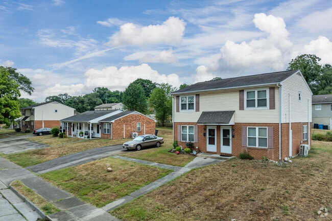 Gainsboro has several sections of one and two story duplex homes.