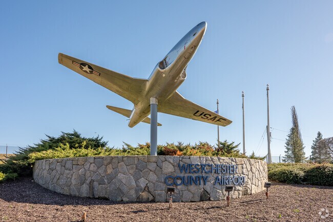 Westchester County Airport, about 53 miles from Warwick, offers convenient regional air travel.