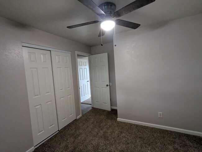 14250 E 22nd Place, Aurora, CO 80011 - photo 4