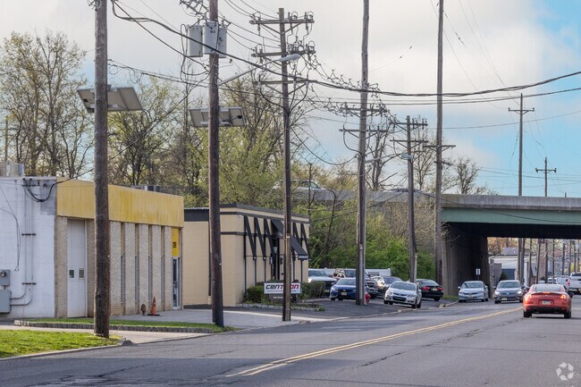 The sounds from the Garden State Parkway are primarily buried in commercial areas.