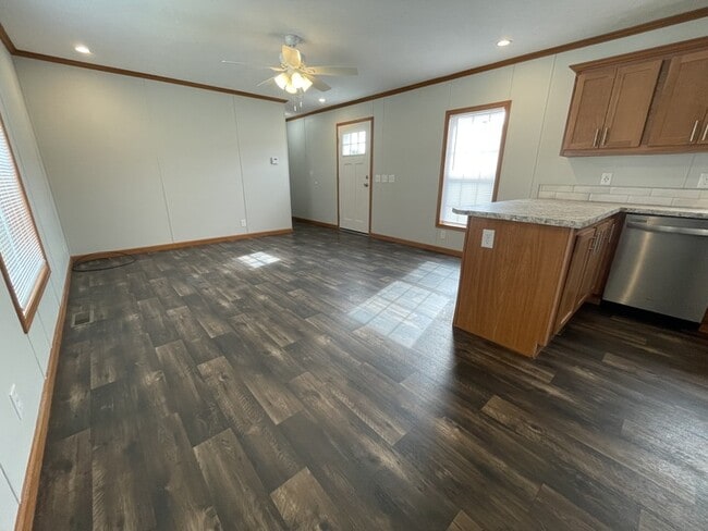 38031 Leverette Ave, Clinton Township, MI 48038 - photo 7