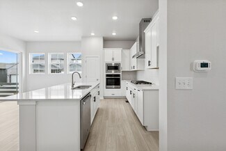 2703 Blue Iris Dr, Loveland, CO 80538