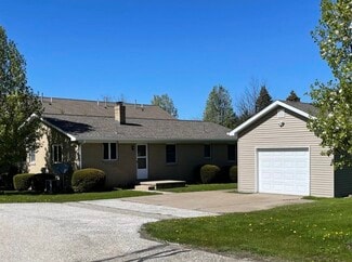 5203 W Ridge Rd, Erie, PA 16506