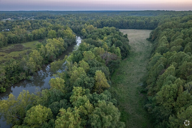 Wooten's Landing Park consists of a 1.8 mile loop trail through the wetlands.