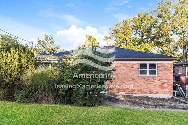 6619 Daly Rd, Cincinnati, OH 45224 - photo 2