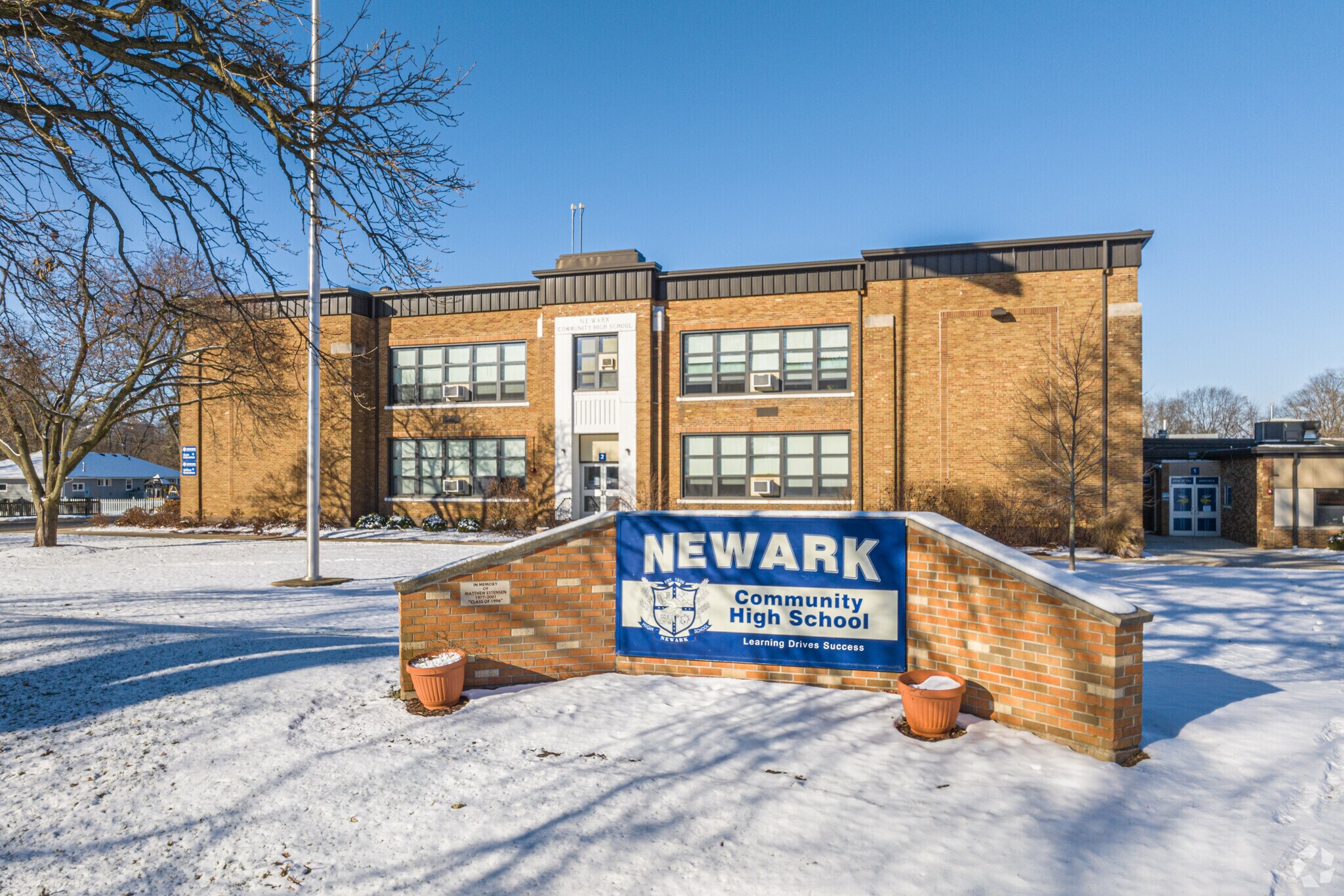 Newark Community High School has 168 students with a student-teacher ratio of 9 to 1.