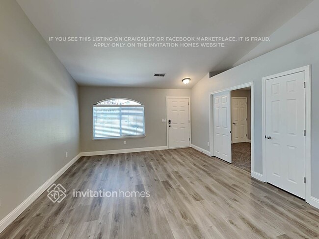 15 Whitestone Ct, Elk Grove, CA 95758 - photo 3