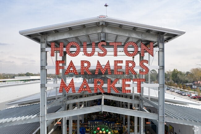 The Houston Farmers Market is a popular stop for fresh produce in Greater Heights.