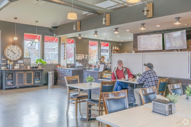 You'll only find smiles at  Taylor Rays Cafe in Edgewater WA.