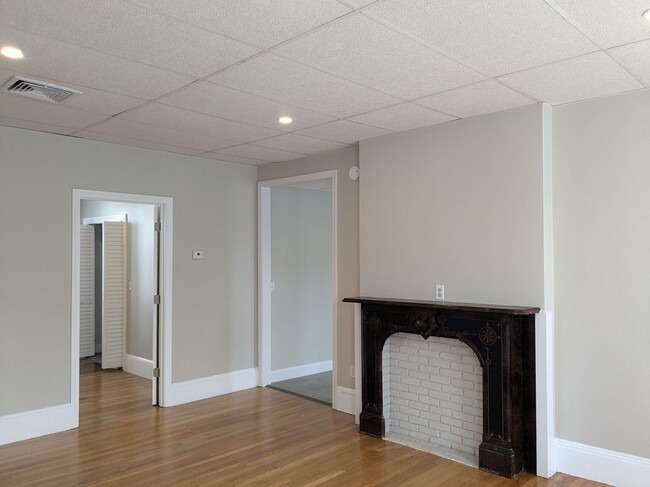 684 Park Ave, Cranston, RI 02910 - photo 3