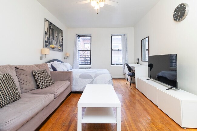 1566 2nd Ave unit ID1032070P, New York, NY 10028 - photo 6