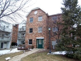 4314 W Shamrock Ln Unit 3D, McHenry, IL 60050