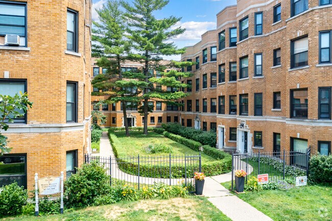 Renovated Units Blocks From The Lake and Downtown Evanston!, Evanston, IL 60202 - photo 2