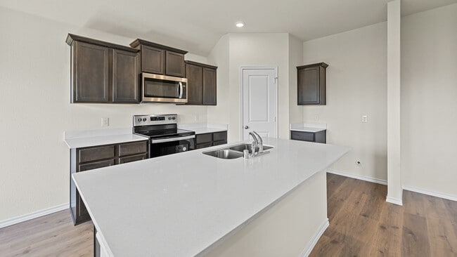 201 Seratoga St unit 36201407, Corsicana, TX 75110 - photo 7