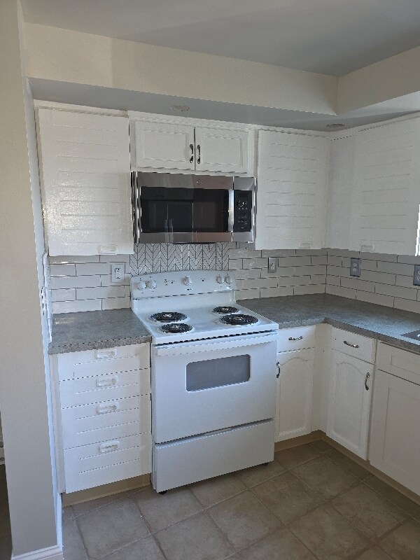 4180 Division Hwy, East Earl, PA 17519