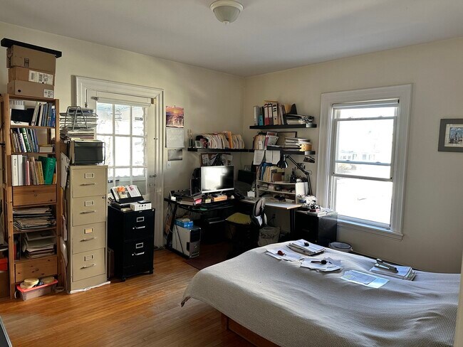 84 Walker St unit 1, Newtonville, MA 02460 - photo 4