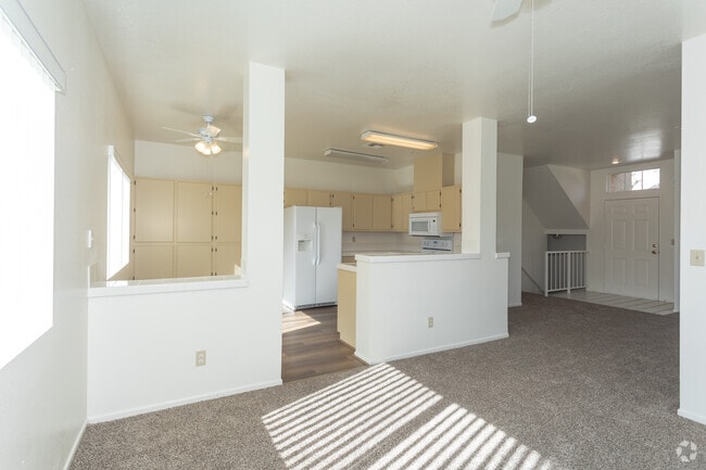 The Villas at South Pointe, Laughlin, NV 89029 - photo 5